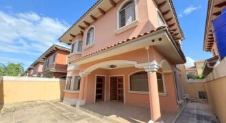 VENTA CASA COSTA SUR